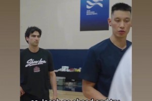 干货满满！林书豪：要尝试去封锁持球人的投篮路线 找准下手时机